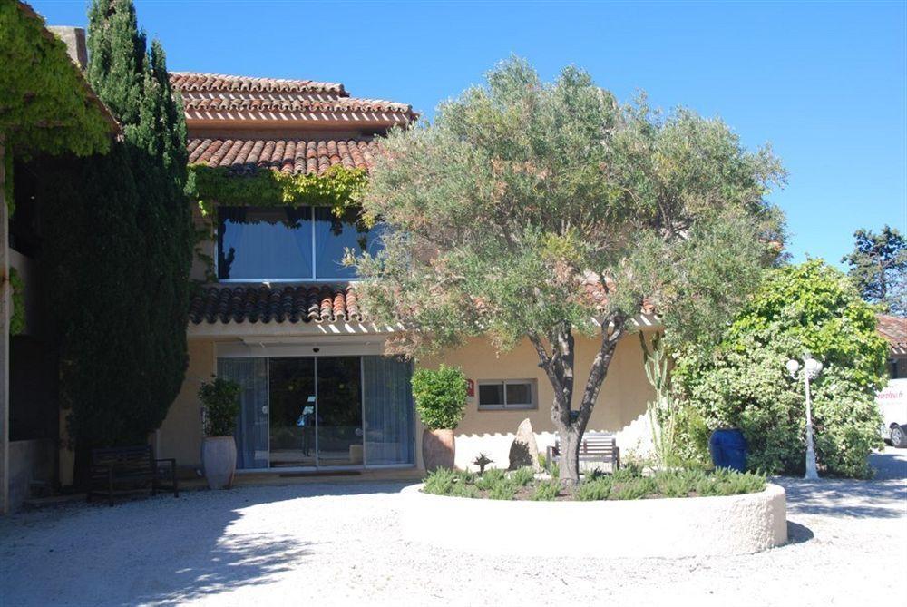 83 Hotel Le Lavandou Dış mekan fotoğraf